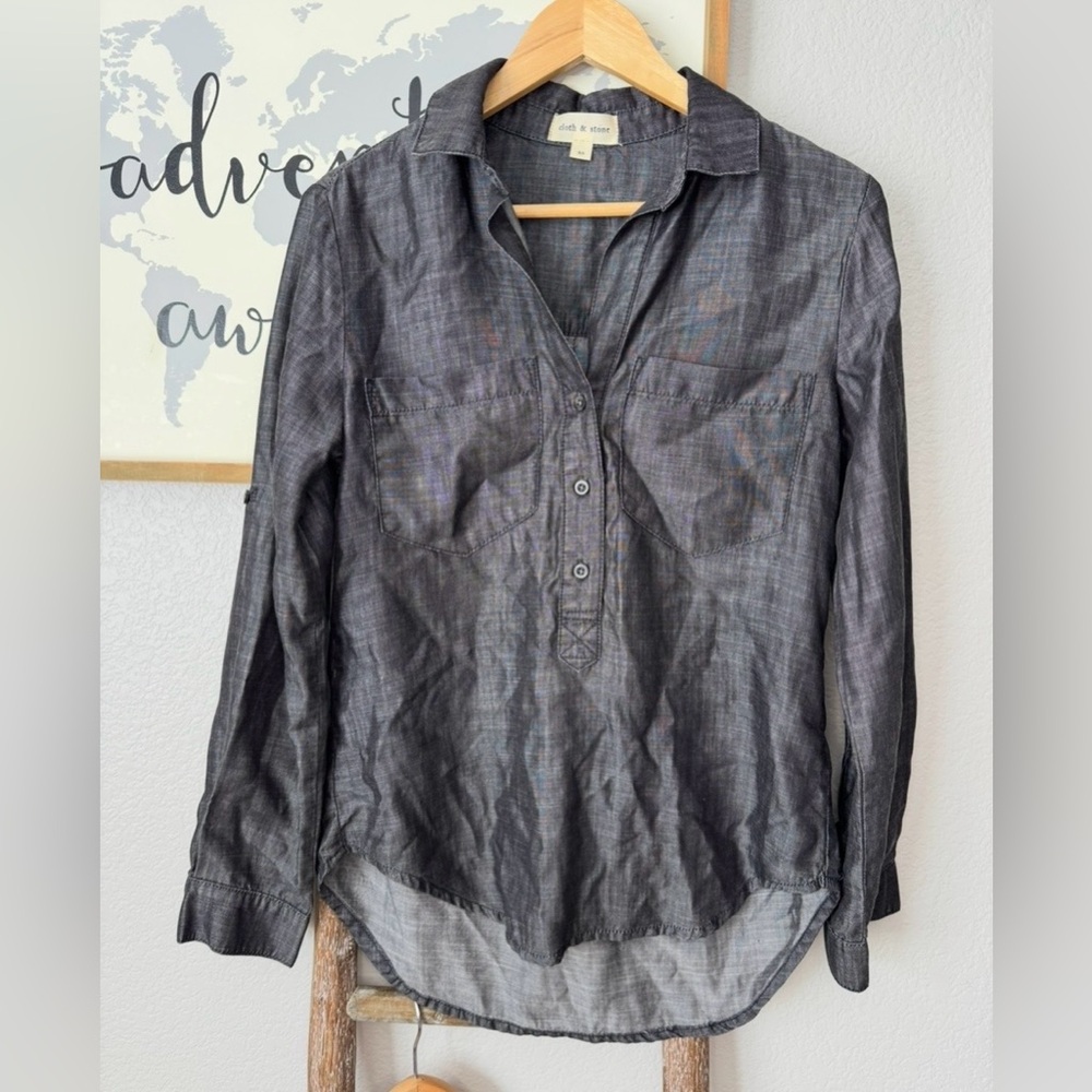 Cloth and stone Chambray popover vguc